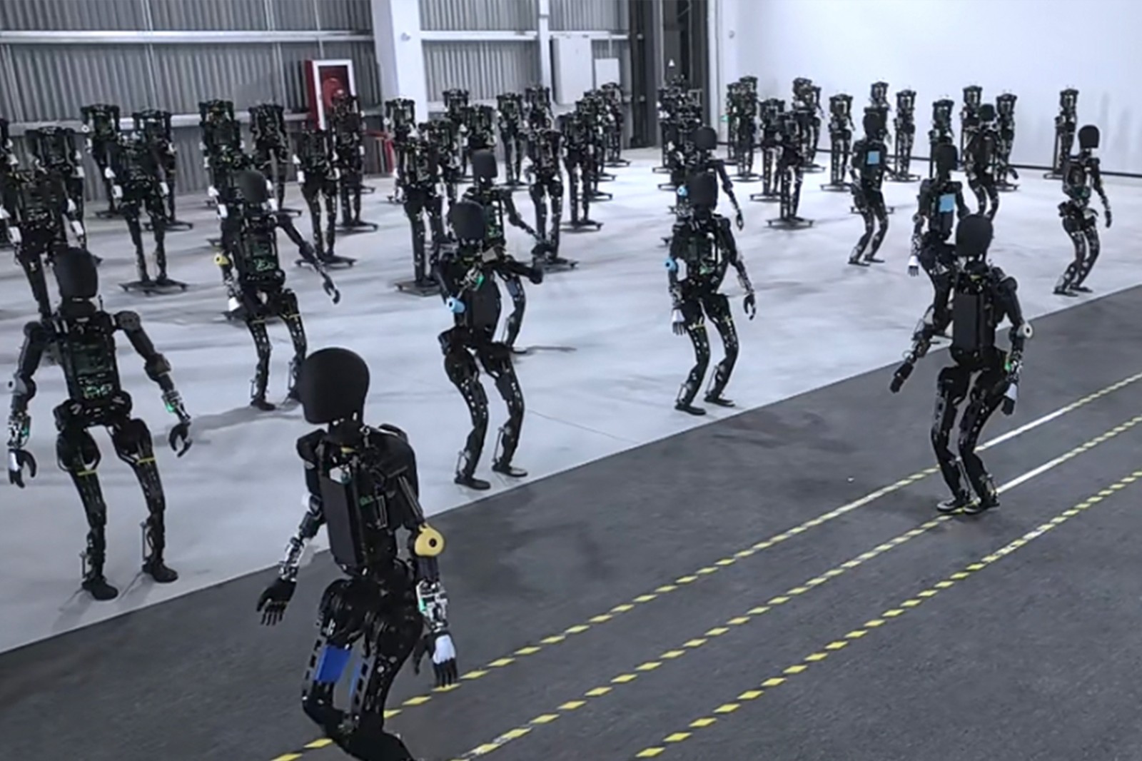 AC米兰开启通用机器人商用量产